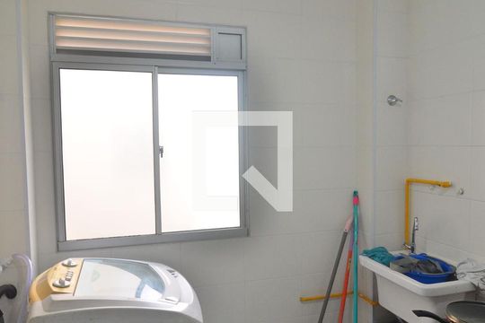 Área de Serviço de apartamento para alugar com 2 quartos, 43m² em São José, Canoas