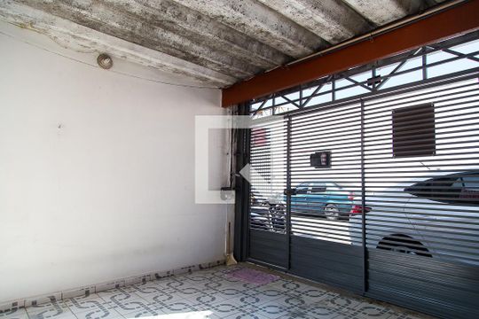 Área Comum - Garagem de casa para alugar com 1 quarto, 40m² em Conjunto Residencial Jardim Canaã, São Paulo