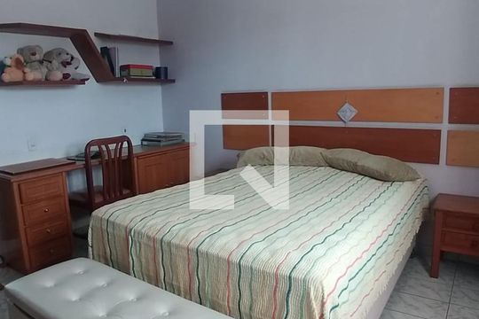Dormitório de casa à venda com 3 quartos, 278m² em Vila Siria, São Paulo