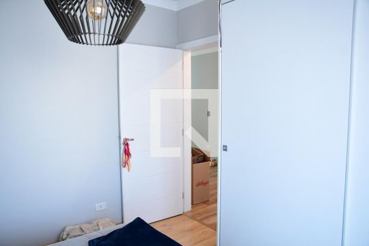 Quarto  de casa de condomínio para alugar com 4 quartos, 330m² em Jardim Colibri, Cotia