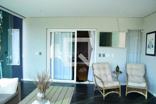 Área Gourmet de casa de condomínio para alugar com 4 quartos, 330m² em Jardim Colibri, Cotia