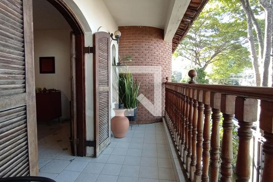 Varanda da Sala de casa à venda com 4 quartos, 370m² em Vila Frugoli, São Paulo
