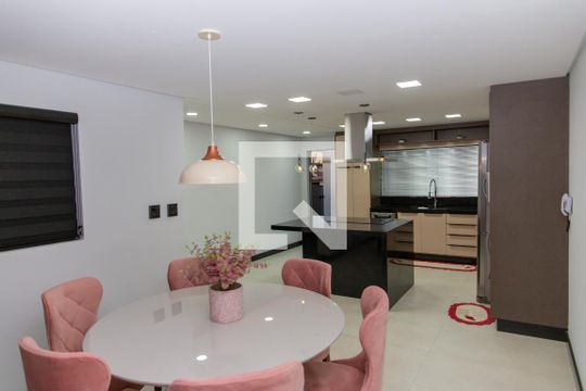 Cozinha de casa à venda com 3 quartos, 380m² em Vila Conceicao, Diadema