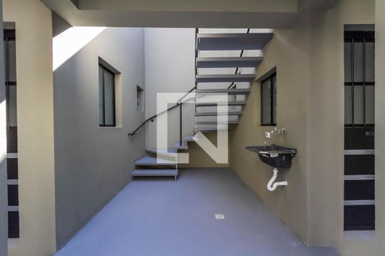 Área de Serviço Comunitária de kitnet/studio para alugar com 1 quarto, 20m² em Vila Marlene, São Bernardo do Campo