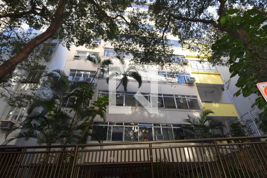Fachada de apartamento à venda com 3 quartos, 215m² em Copacabana, Rio de Janeiro