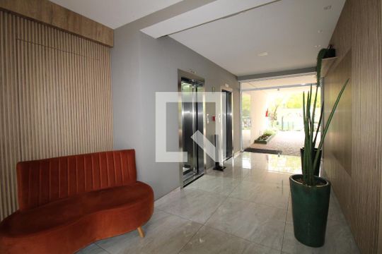 Hall social de apartamento à venda com 3 quartos, 88m² em Bosque, Campinas