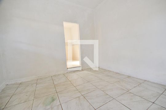 Sala de casa para alugar com 2 quartos, 60m² em Bonfim, Belo Horizonte