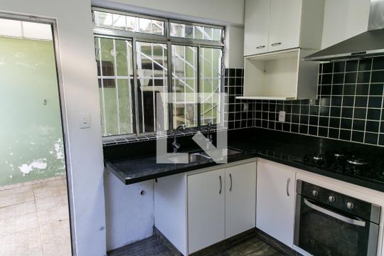 Cozinha de casa para alugar com 3 quartos, 143m² em Jardim Virginia Bianca, São Paulo