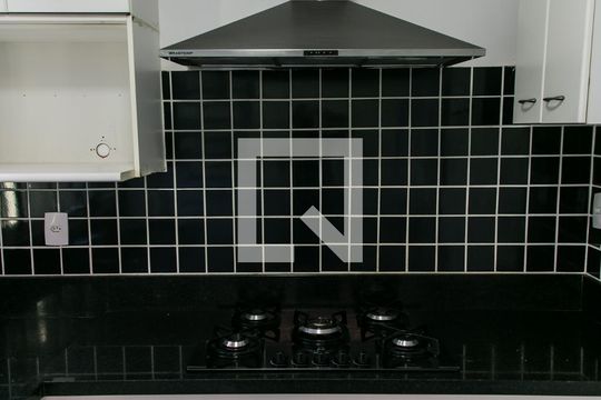 Cozinha de casa para alugar com 3 quartos, 143m² em Jardim Virginia Bianca, São Paulo