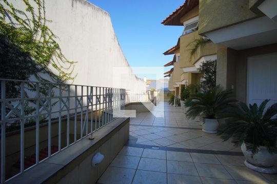 Área comum de apartamento à venda com 4 quartos, 252m² em Boa Vista, Porto Alegre
