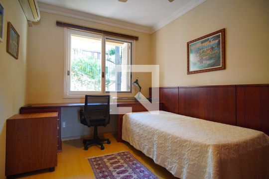 Quarto 1 de apartamento à venda com 4 quartos, 252m² em Boa Vista, Porto Alegre