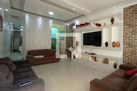 Sala de casa à venda com 3 quartos, 250m² em Vila Nova Teresa, São Paulo
