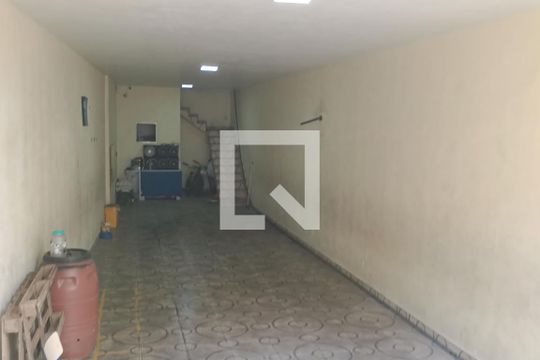 Garagem de casa à venda com 3 quartos, 250m² em Vila Nova Teresa, São Paulo