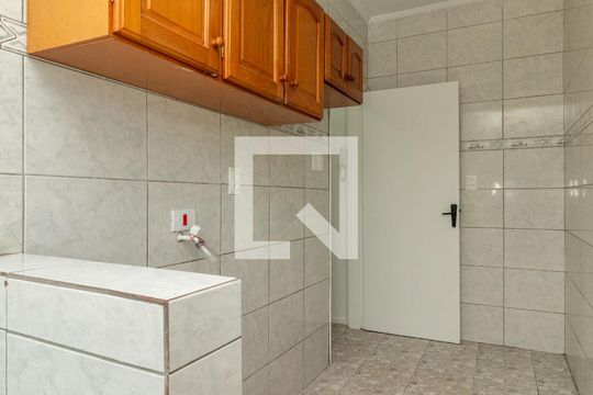 Cozinha e Área de Serviço de apartamento à venda com 1 quarto, 35m² em São João, Porto Alegre