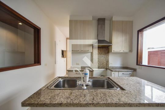 Cozinha  de casa à venda com 3 quartos, 281m² em Chácara Santo Antônio (zona Sul), São Paulo