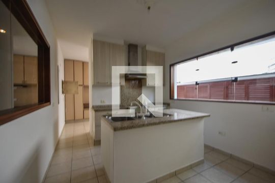 Cozinha  de casa à venda com 3 quartos, 281m² em Chácara Santo Antônio (zona Sul), São Paulo