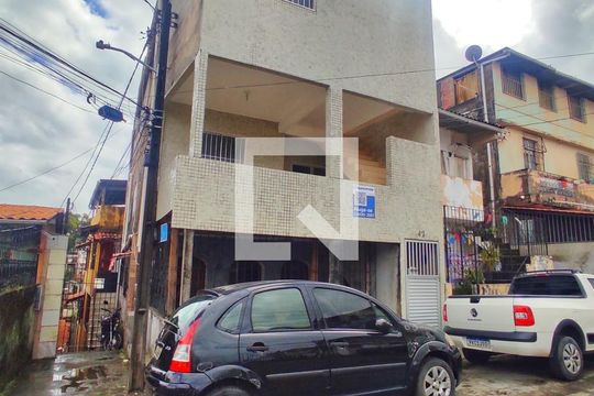 Fachada do Prédio de casa para alugar com 2 quartos, 80m² em Caixa D'água, Salvador