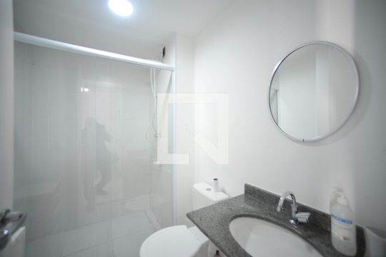 Banheiro de apartamento para alugar com 1 quarto, 32m² em Catumbi, São Paulo