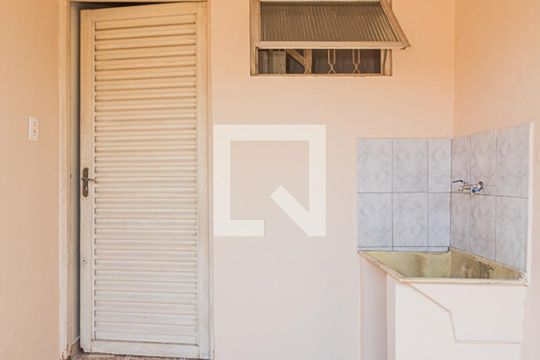 Área de Serviço de casa à venda com 2 quartos, 85m² em Vila Albertina, São Paulo