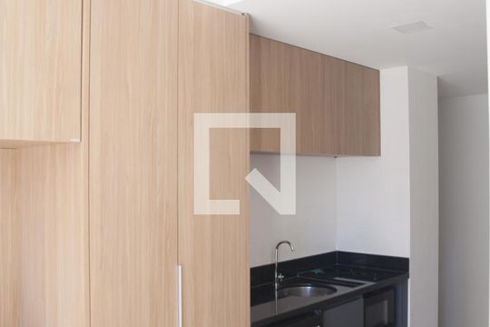 Cozinha de kitnet/studio para alugar com 1 quarto, 25m² em Consolação, São Paulo
