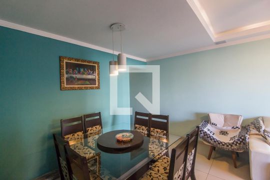 Sala de Jantar de apartamento à venda com 3 quartos, 105m² em Jardim Tupanci, Barueri
