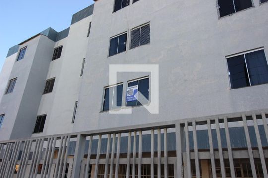 Placa de apartamento para alugar com 2 quartos, 41m² em Guará I, Brasília