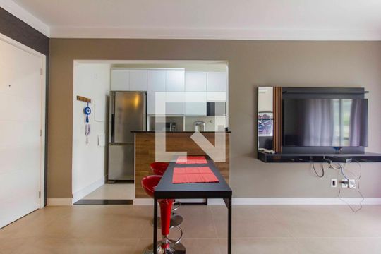 Sala de apartamento para alugar com 2 quartos, 65m² em Jardim Leonor, São Paulo