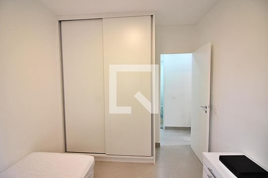 Quarto 2 de apartamento para alugar com 3 quartos, 65m² em Baeta Neves, São Bernardo do Campo