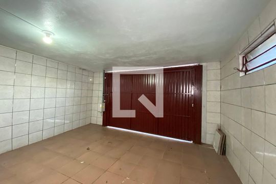 Garagem de casa à venda com 3 quartos, 150m² em Liberdade, Novo Hamburgo