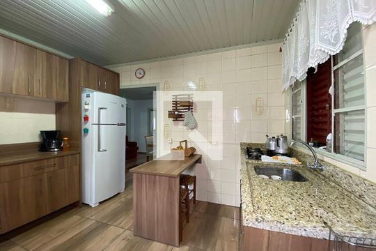Cozinha de casa à venda com 3 quartos, 150m² em Liberdade, Novo Hamburgo