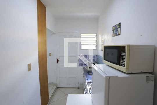 Cozinha de kitnet/studio para alugar com 1 quarto, 50m² em Parque Císper, São Paulo