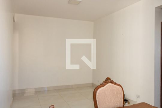 Apartamento para alugar com 2 quartos, 96m² em Serrinha, Goiânia