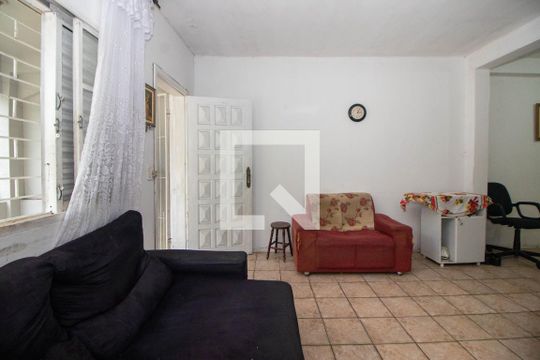Sala de casa à venda com 2 quartos, 99m² em Jardim Carvalho, Porto Alegre