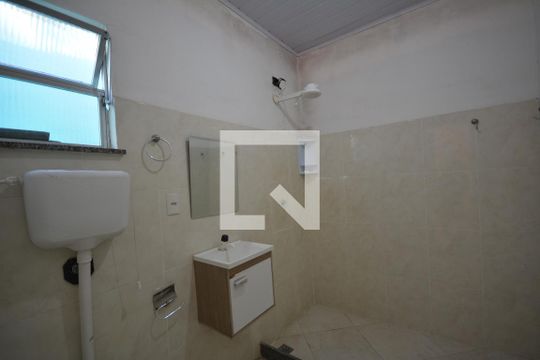 Banheiro de casa para alugar com 3 quartos, 100m² em Penha, Rio de Janeiro