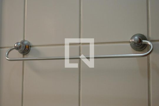Detalhe banheiro de casa para alugar com 2 quartos, 110m² em Vila Trinta E Um de Março, Campinas