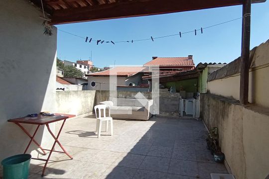 Quintal de casa à venda com 4 quartos, 130m² em Conjunto Habitacional Padre José de Anchieta, São Paulo