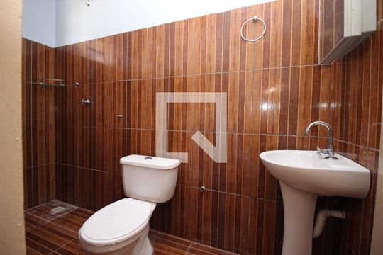 Banheiro Social de casa à venda com 2 quartos, 40m² em Ceilândia Norte (ceilândia), Brasília
