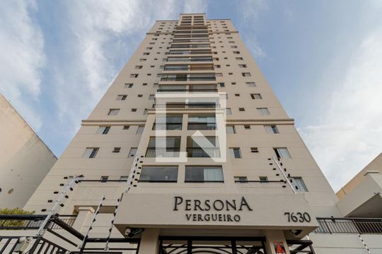 Fachada de apartamento à venda com 3 quartos, 67m² em Vila Firmiano Pinto, São Paulo