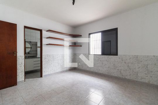 Suíte de casa à venda com 3 quartos, 189m² em Vila Santo Estéfano, São Paulo