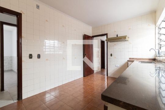 Cozinha de casa à venda com 3 quartos, 189m² em Vila Santo Estéfano, São Paulo