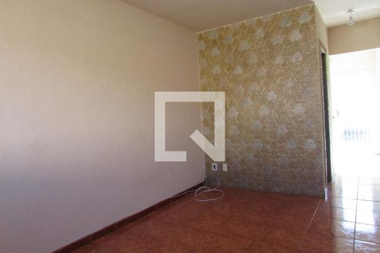 Casa para alugar com 2 quartos, 70m² em Campo Grande, Rio de Janeiro