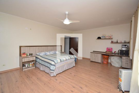 Quarto 1 de casa à venda com 3 quartos, 384m² em Jardim Rosa de Franca, Guarulhos