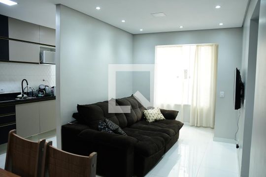Sala de apartamento para alugar com 2 quartos, 54m² em Jardim Colibri, Cotia