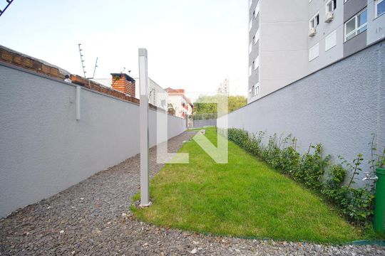 Area comum cachorrodromo  de apartamento à venda com 2 quartos, 55m² em Jardim Lindóia, Porto Alegre