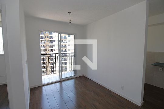 Quarto de apartamento à venda com 2 quartos, 49m² em Del Castilho, Rio de Janeiro