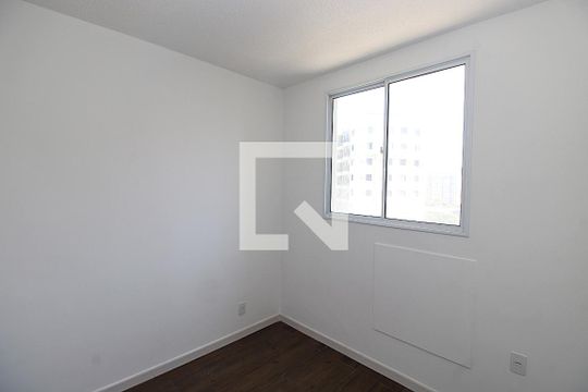 Quarto de apartamento à venda com 2 quartos, 49m² em Del Castilho, Rio de Janeiro