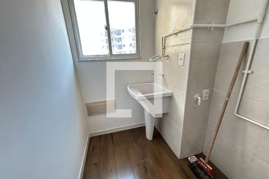 Área de serviço de apartamento à venda com 2 quartos, 49m² em Del Castilho, Rio de Janeiro