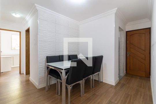 Sala de apartamento para alugar com 3 quartos, 65m² em Jardim Patente, São Paulo