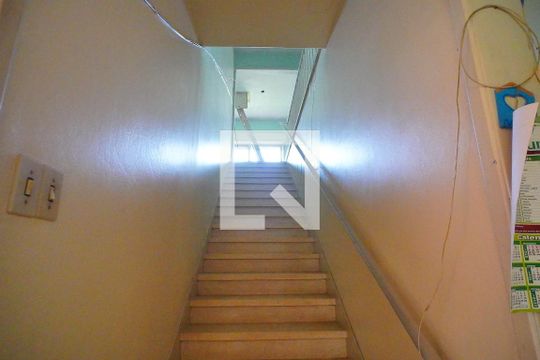 Acesso 2 Andar de casa para alugar com 5 quartos, 370m² em Três Figueiras, Porto Alegre