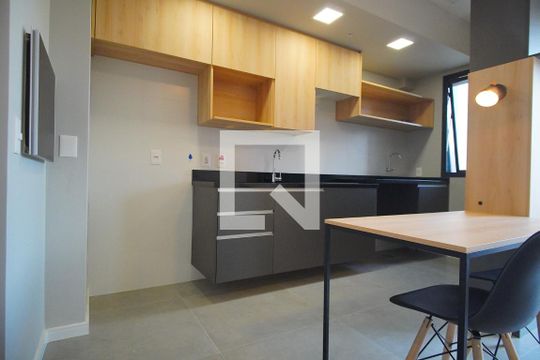 Cozinha  de apartamento à venda com 1 quarto, 62m² em Boa Vista, Porto Alegre
